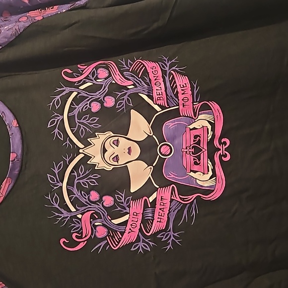 Torrid Disney villains tunic shirt size 3x - Picture 2 of 6